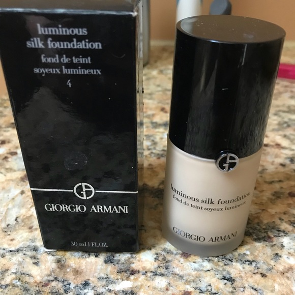 giorgio armani foundation shade 4